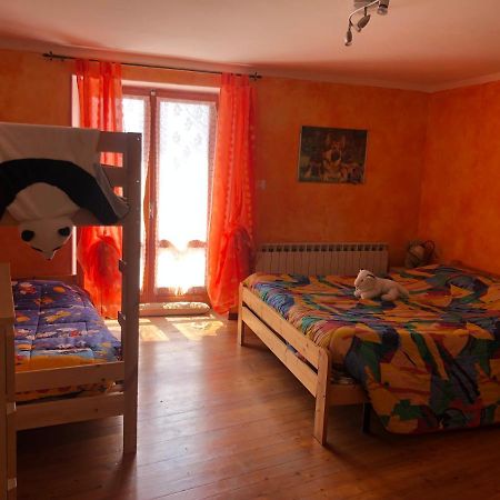 Willa Casa Miki Roure Turin Zewnętrze zdjęcie