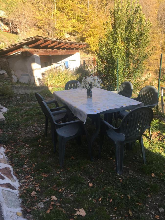 Willa Casa Miki Roure Turin Zewnętrze zdjęcie